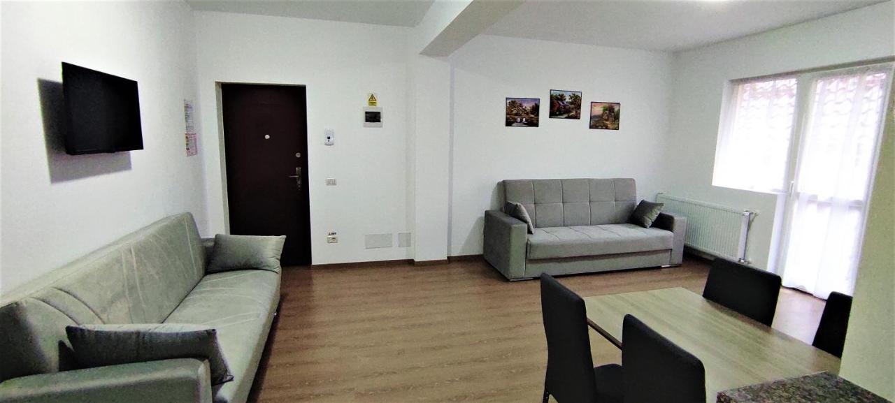 Edo's Apartamento Borşa